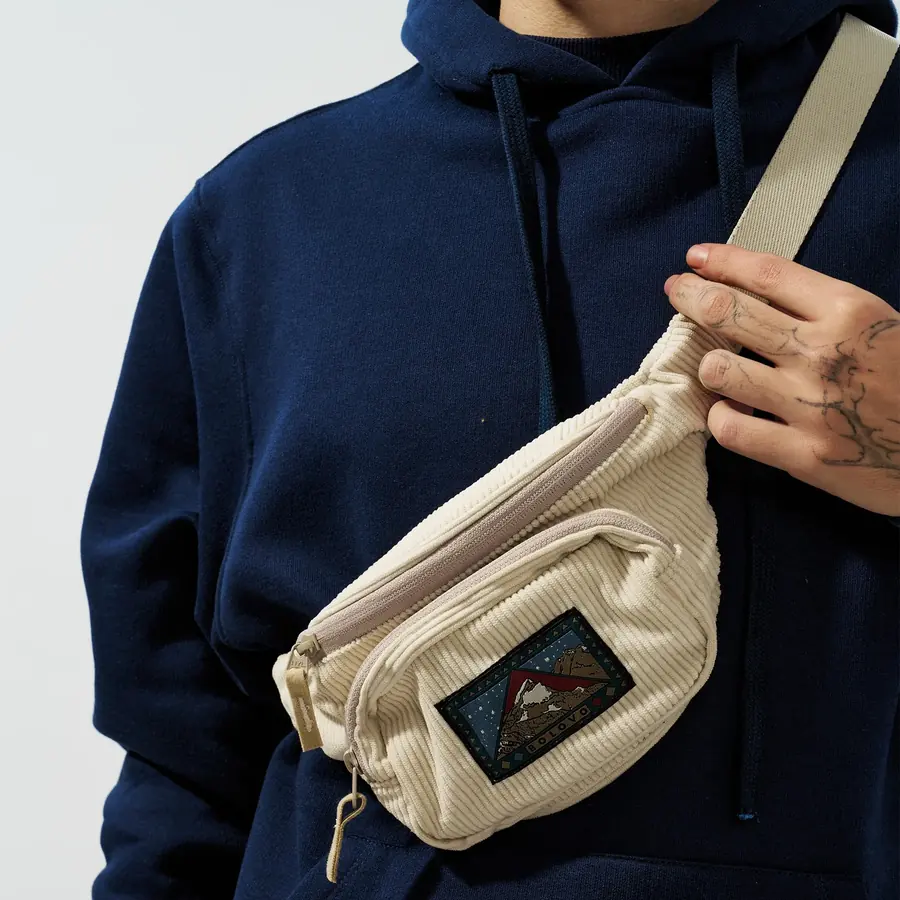 Pochete Cotelê Off-White — LS Confecções